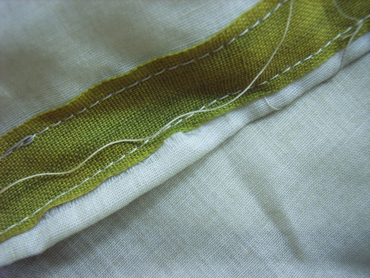 Scucitura retro prima del restauro